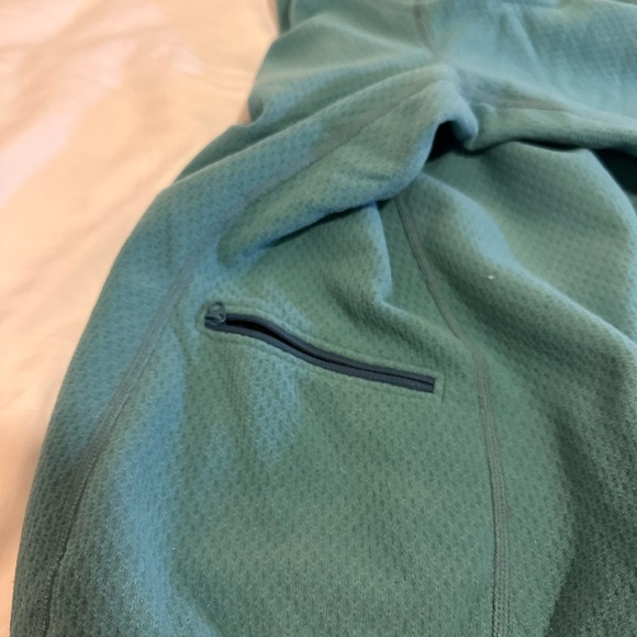 NWOT Arcteryx polyester 1/2 neck fleece - Picture 8 of 9
